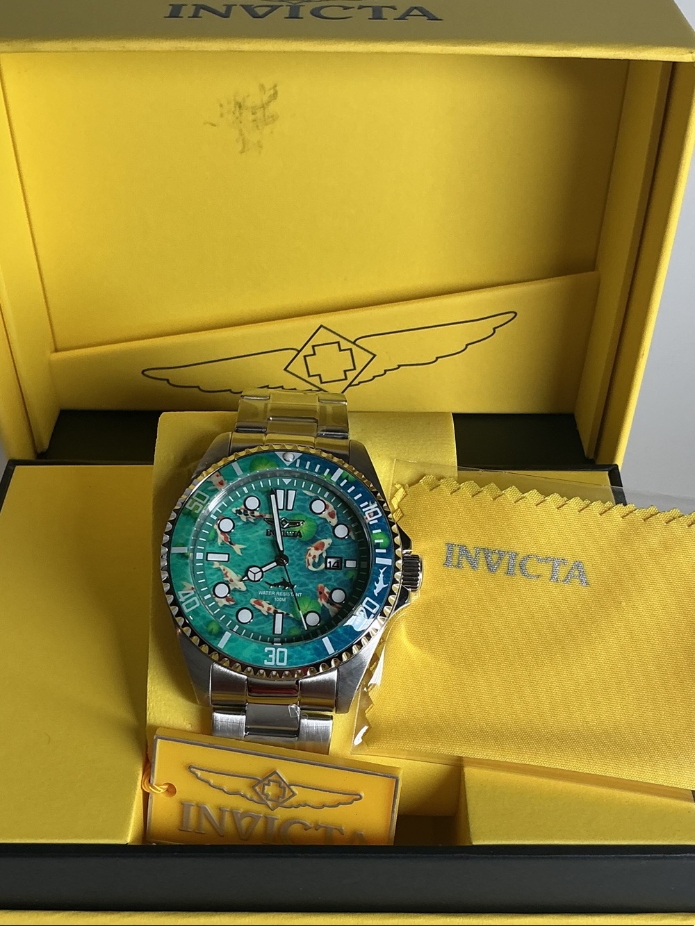 Invicta Men’s Silver Watch with Green Koi Dial-51053 - Picture 7 of 8